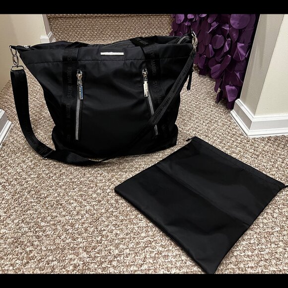 Steve Madden: Laptop Travel Tote - Picture 1 of 10
